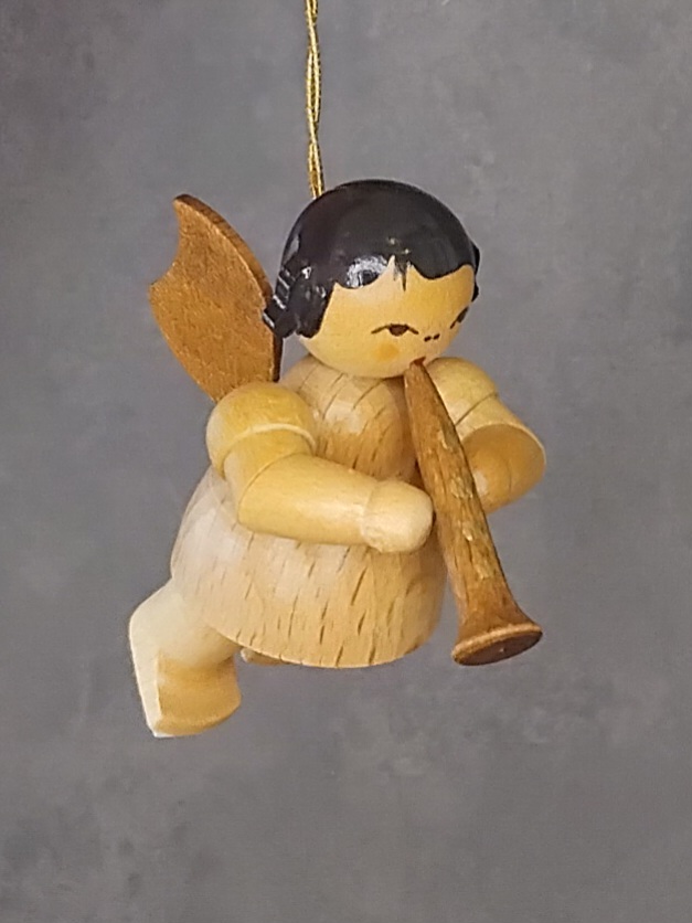Figurenland Uhlig Schwebeengel mit Klarinette, natur
