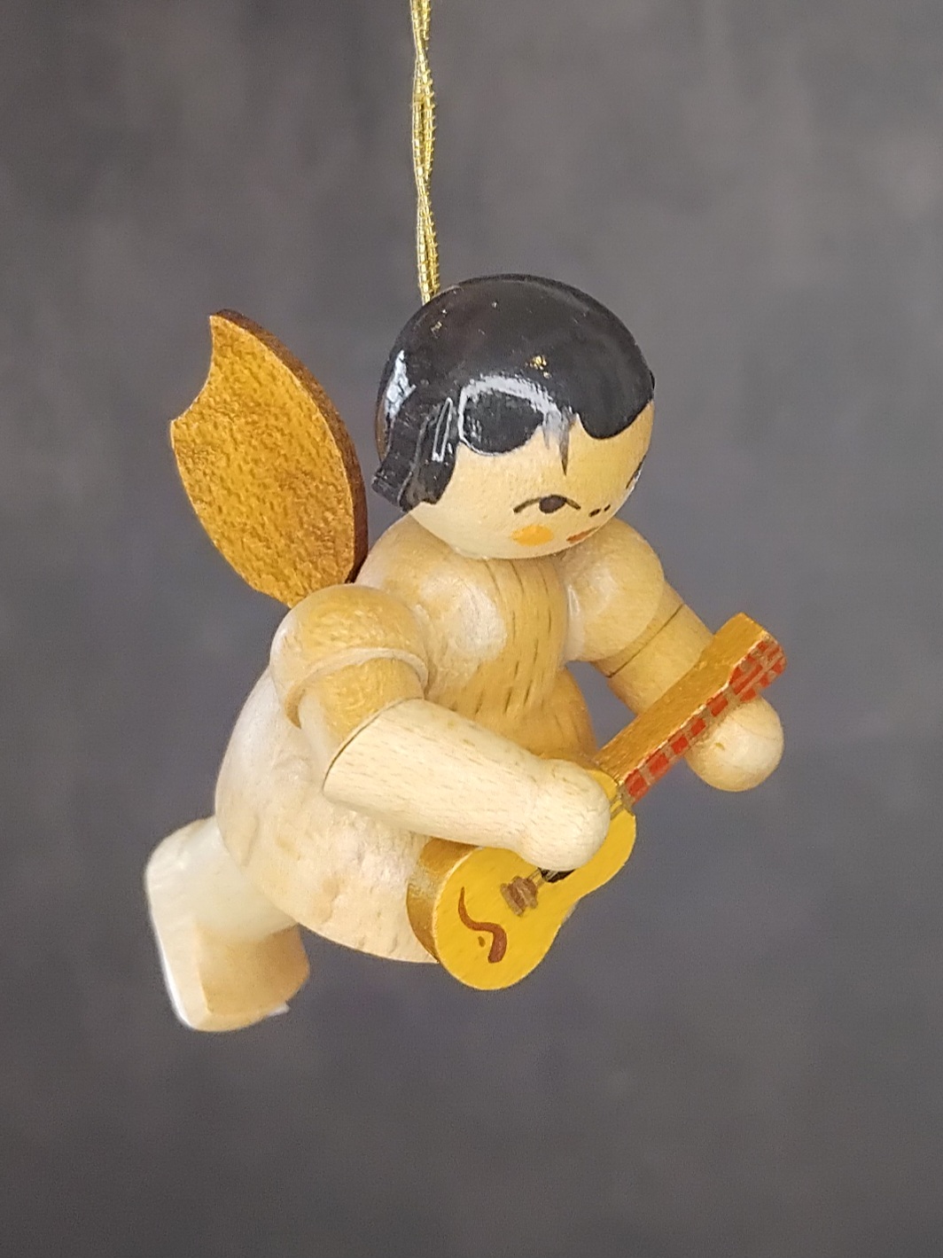Figurenland Uhlig Schwebeengel mit Ukulele, natur